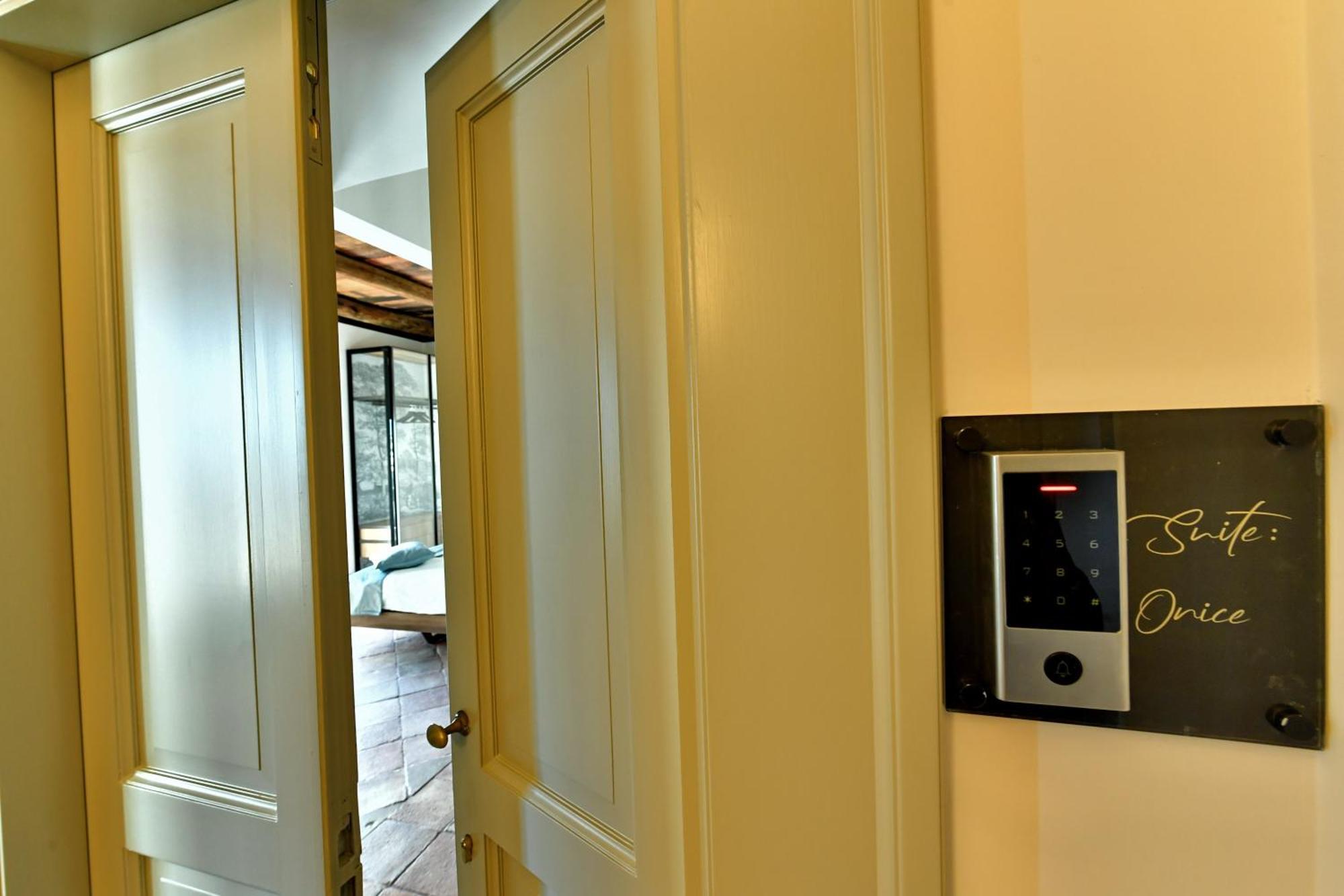 In Costa Relais & Luxury Suites Vietri Exterior foto
